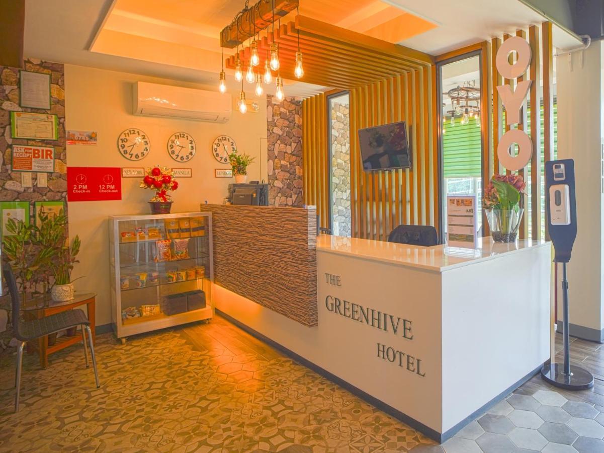 Capital O Oyo 785 The Greenhive Hotel Ibaan Eksteriør billede
