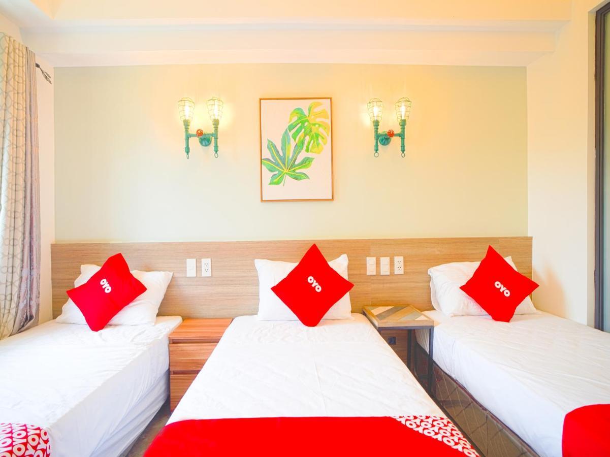 Capital O Oyo 785 The Greenhive Hotel Ibaan Eksteriør billede